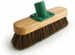 9" STIFF BASS DECK SCRUB HEAD  (P/S 23mm)