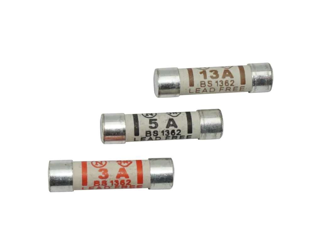 MIXED BS1362 PLUG TOP/ CARTRIDGE FUSES, PACK 4