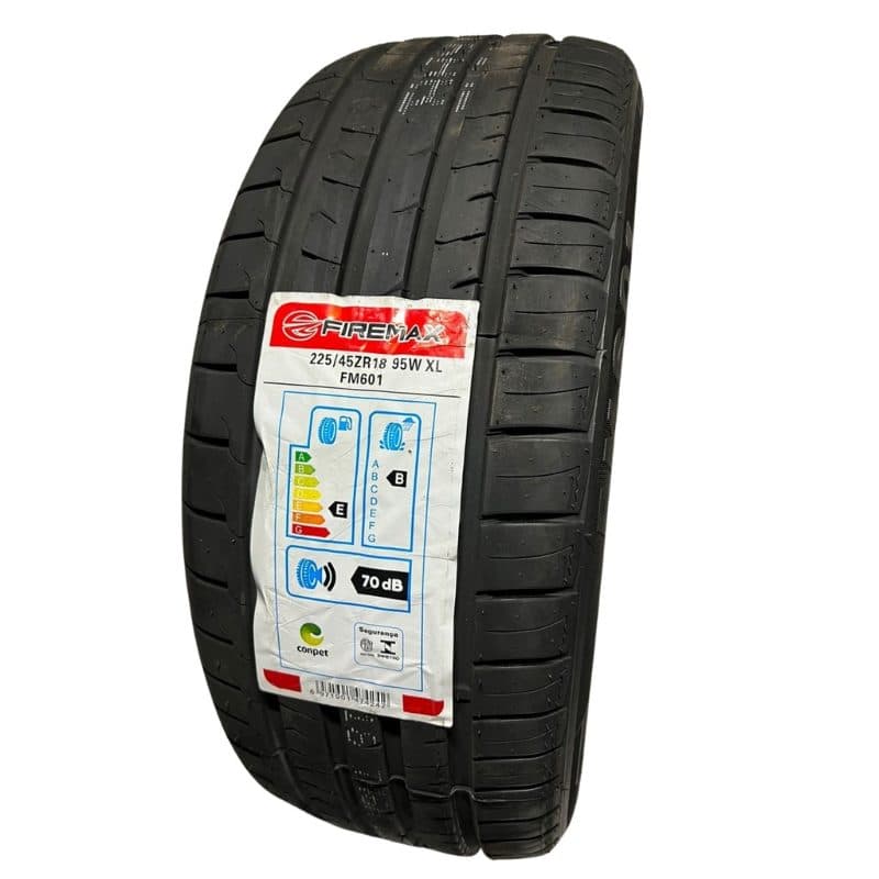 225/45R18 FIREMAX FM601 95W XL