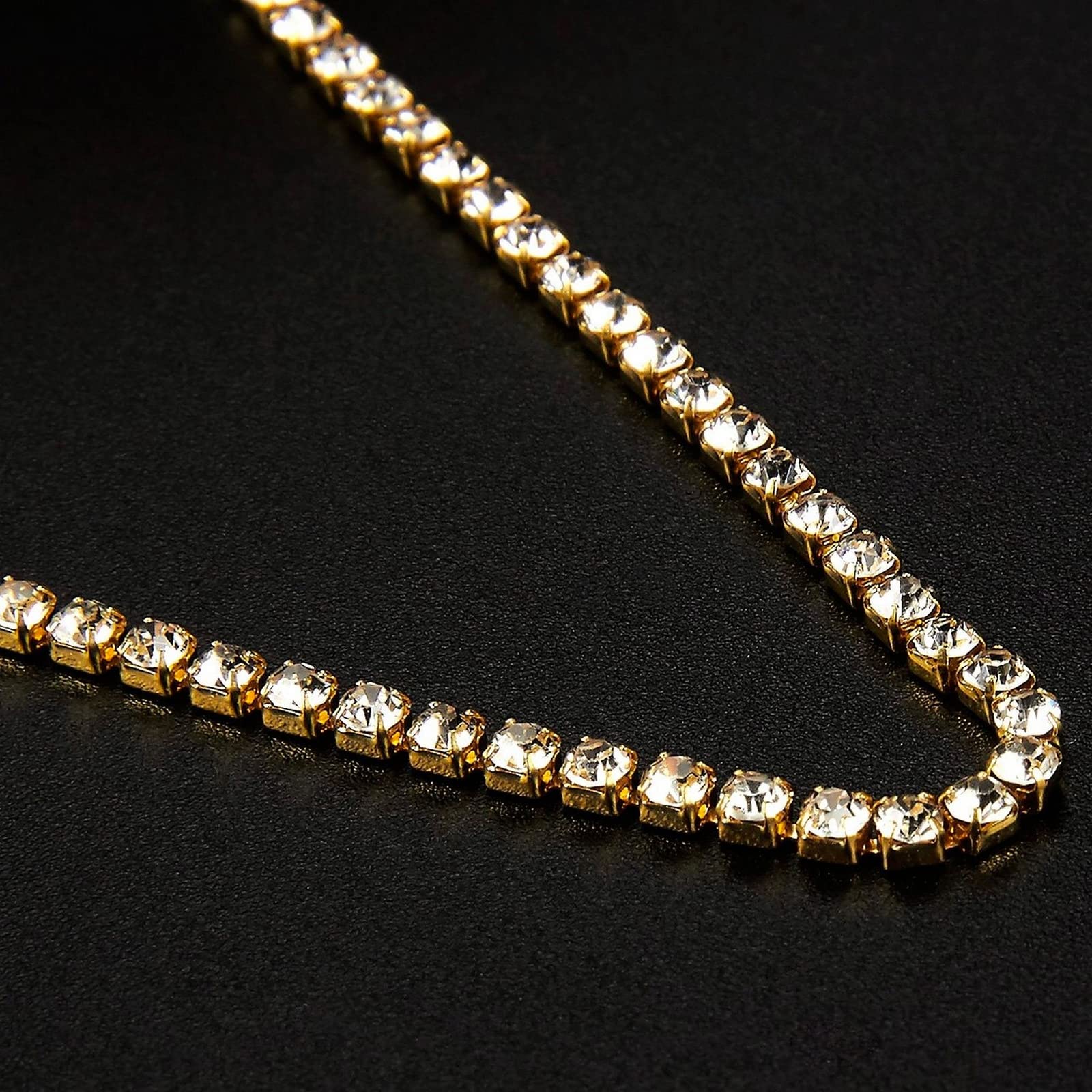 Plastic Diamond String Gold 9Mtr. image
