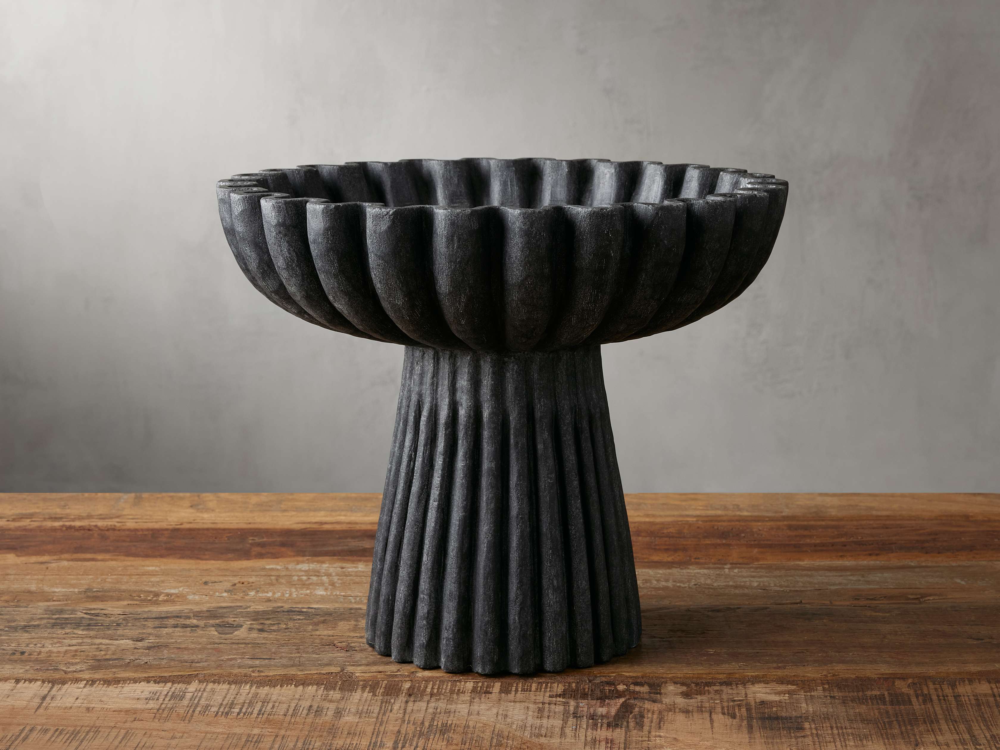 Rayware Ravenhead Entertain Footed Bowl 27cm image