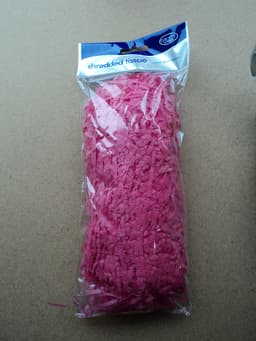 County Shredded Tissue Paper 20g - Pink 1