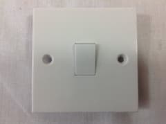 1 Gang 2 Way Switch