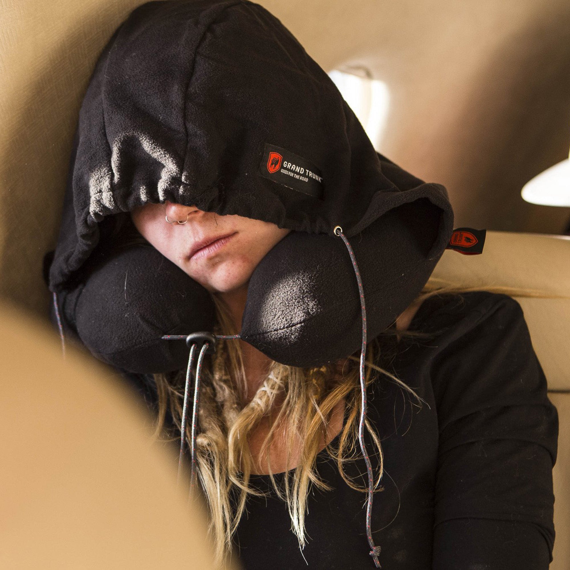 RSW Travel Hooded Travel Neck Pillow (fn2020) image