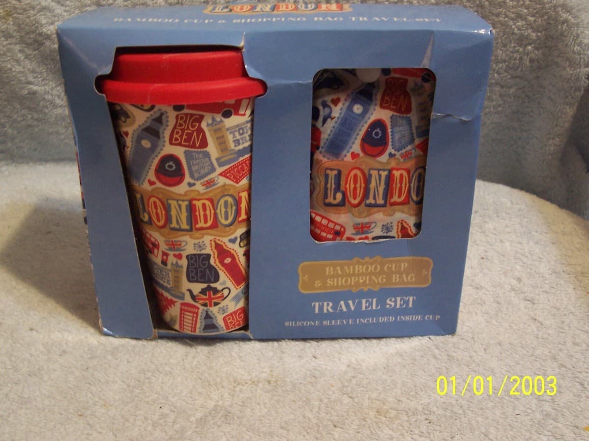 Vintage London Bamboo Cup & Bag
Set 
