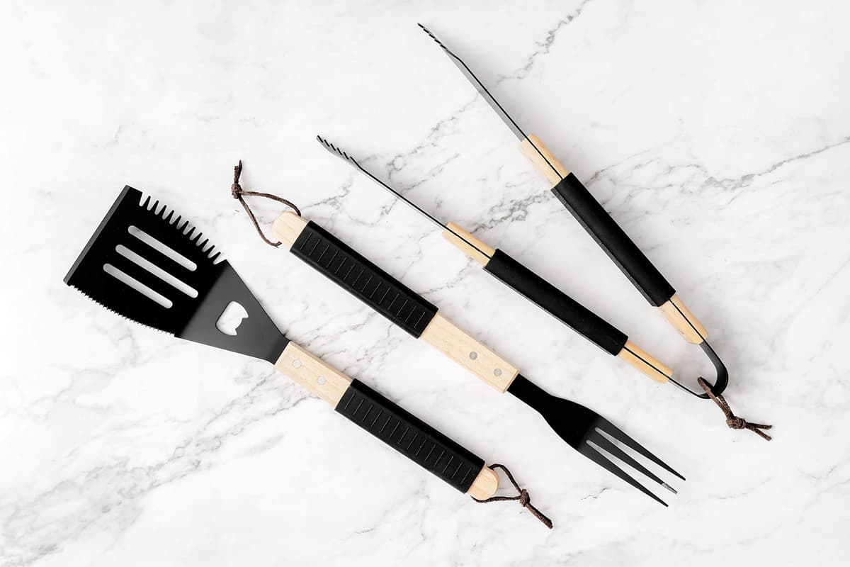 Chef Aid BBQ Tongs NEW