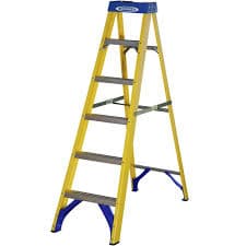 WERNER  FIBREGLASS SWINGBACK STEPLADDER TRADE 6 TREAD
