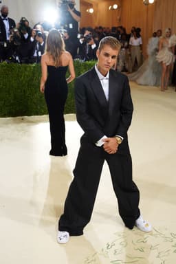 SUIT DRESS BAD 1