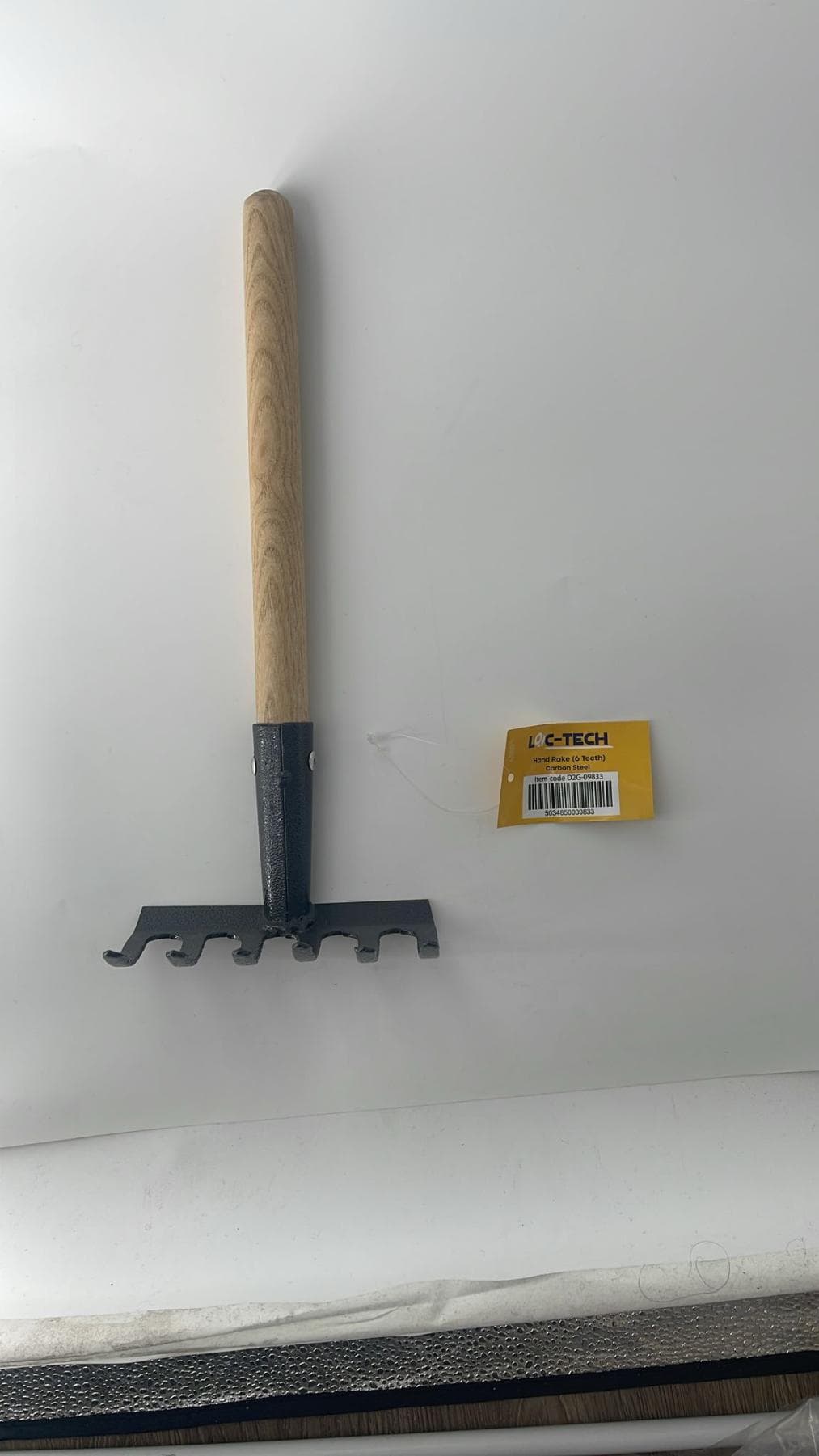 Loc-tech Hand Rake Long Handle(6 teeth)