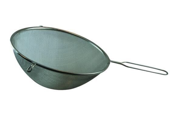 Apollo 25cm Strainer Tin