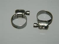 2 Hose Clips