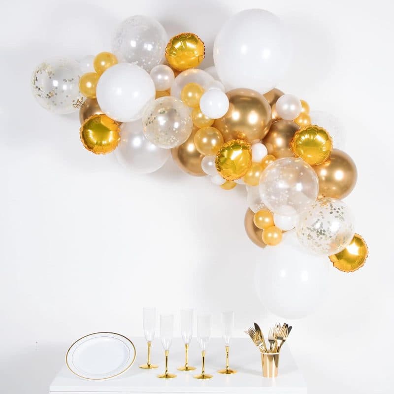 DIY Balloon Garland Gold White