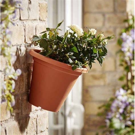 CLEVER POTS POT WALL BRACKET 20CM